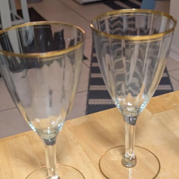 Cambridge Water Goblet 7inch- 3051 Gold Trim - Picture 3 of 8